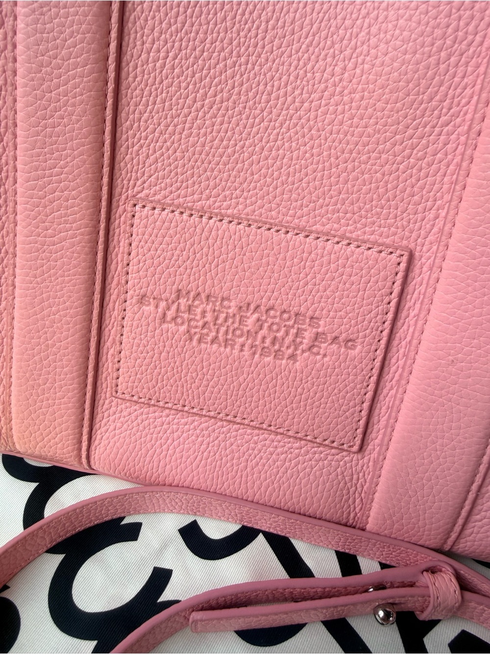 Marc Jacobs Ribbon Pink The Tote Bag (Medium) - Picture 4 of 9